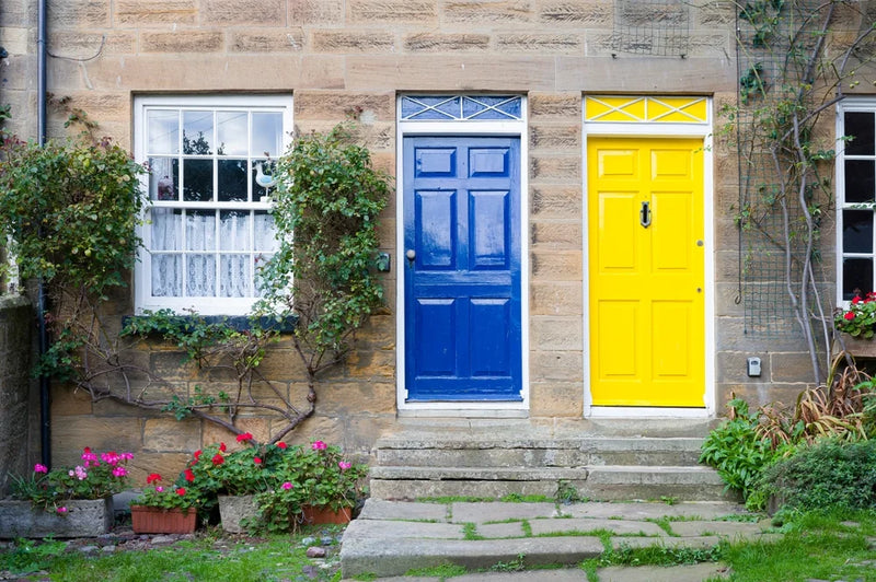 How to Choose a Front Door Colour: A Simple Guide